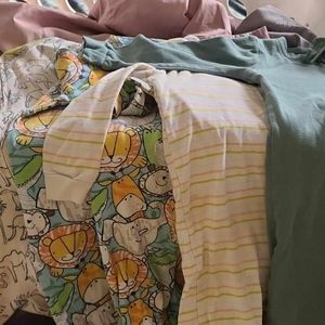 Footless zip up pajamas. children's place, and Amazon essentials. 18mo-2t